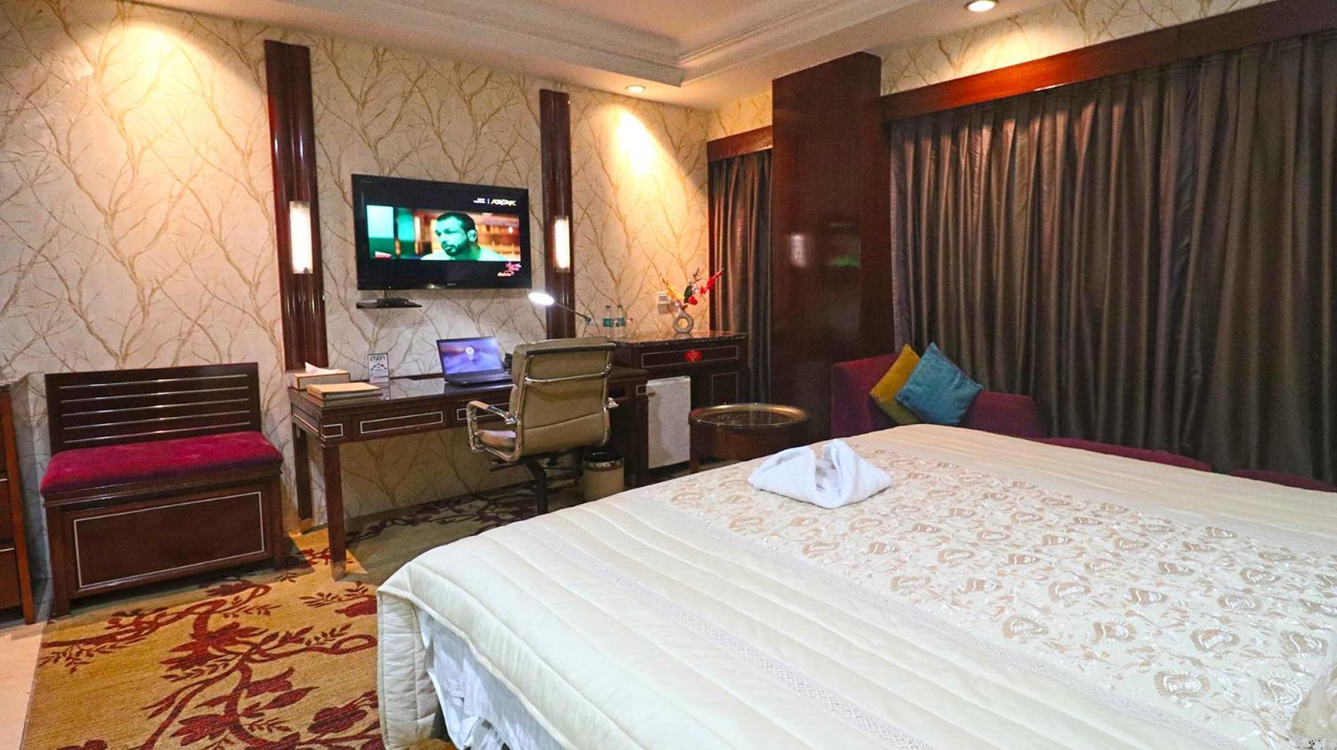 Skycity Hotel 3*