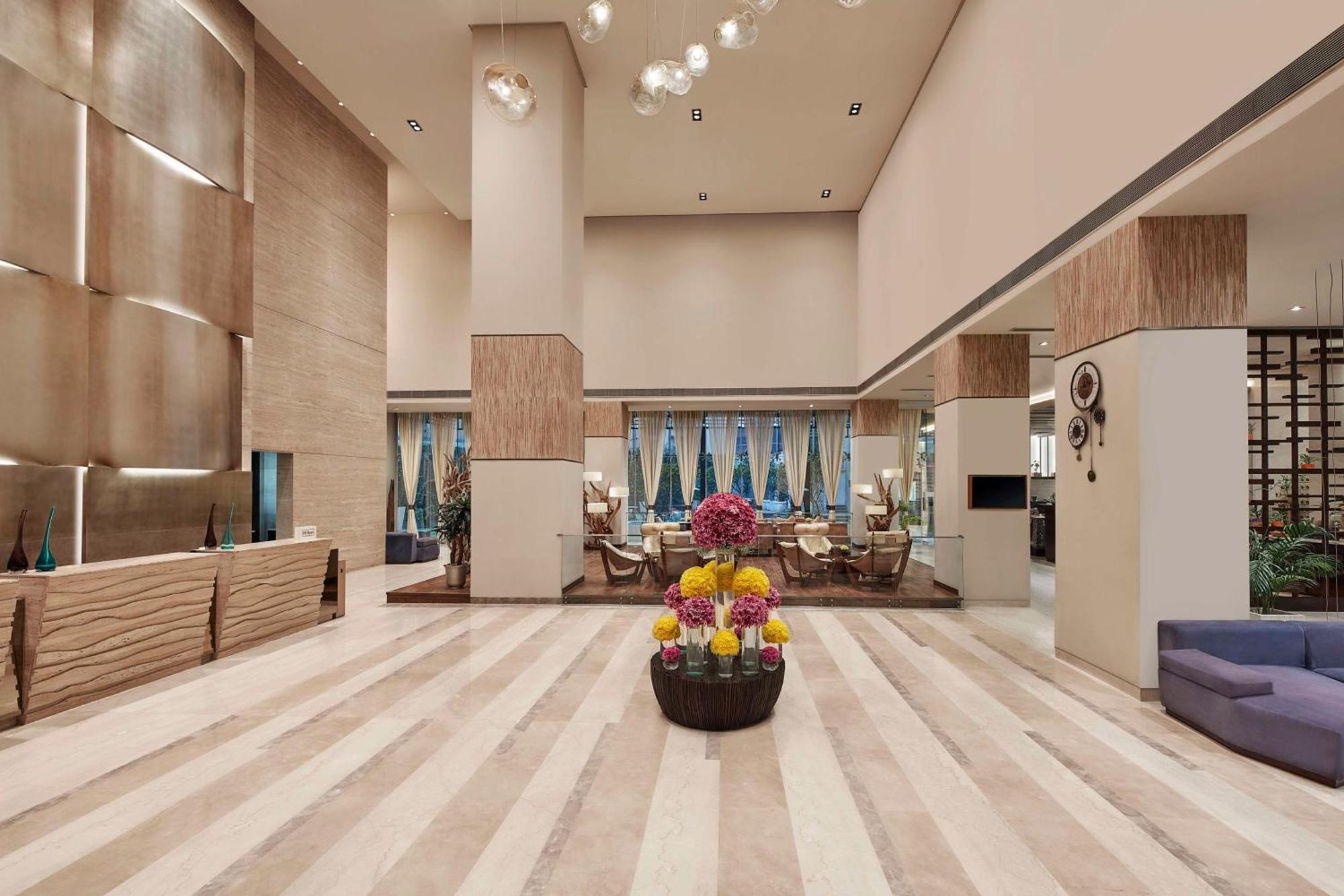 Doubletree By Hilton Gurugram Baani Square Hotel