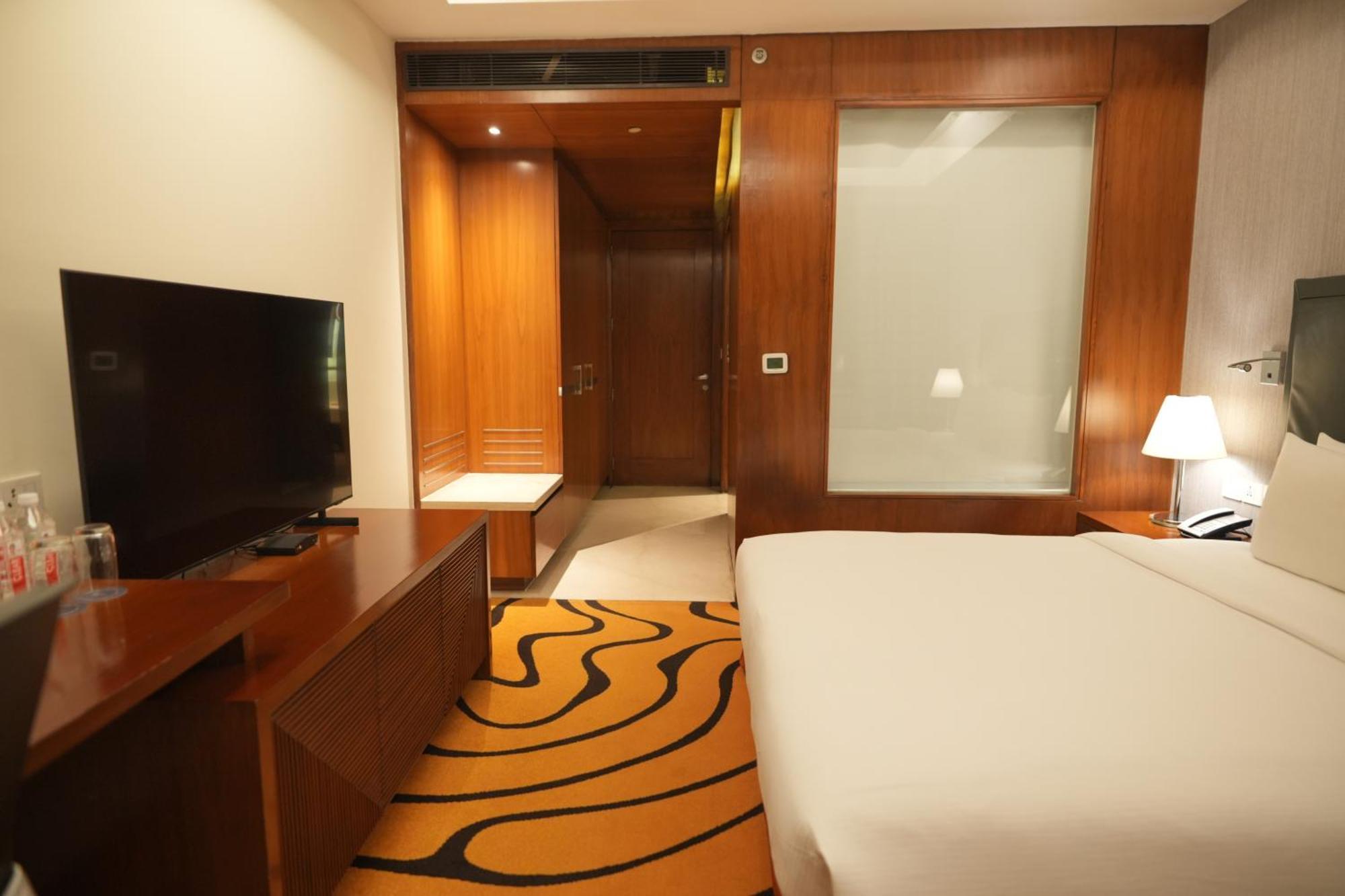 Hotel Doubletree By Hilton New Delhi Ncr Gurgaon