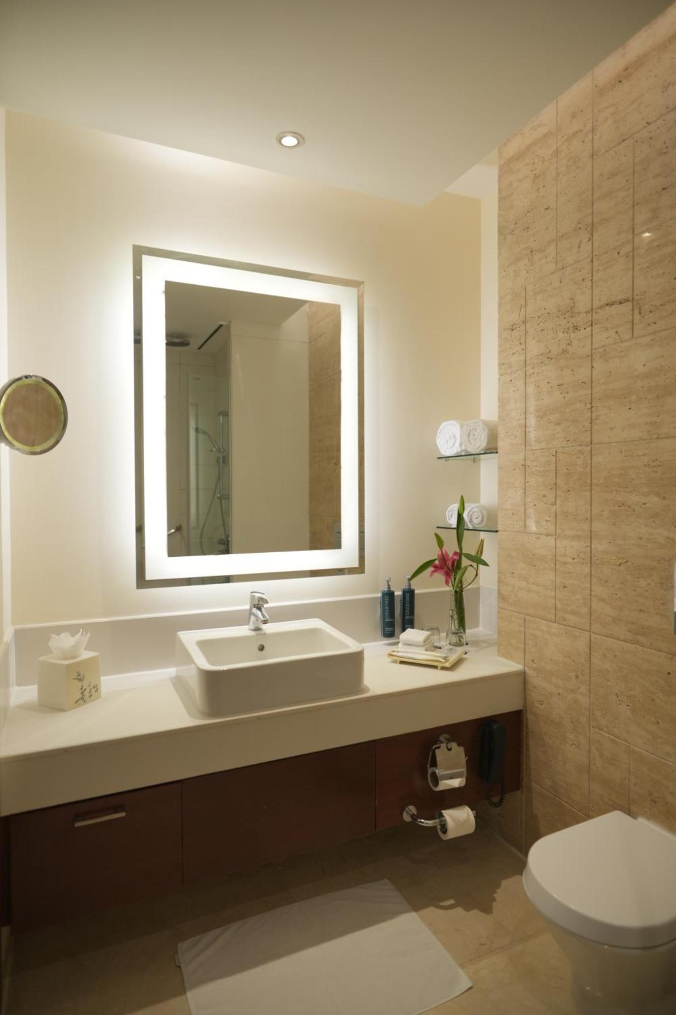 Doubletree By Hilton New Delhi Ncr Hotel Gurgaon