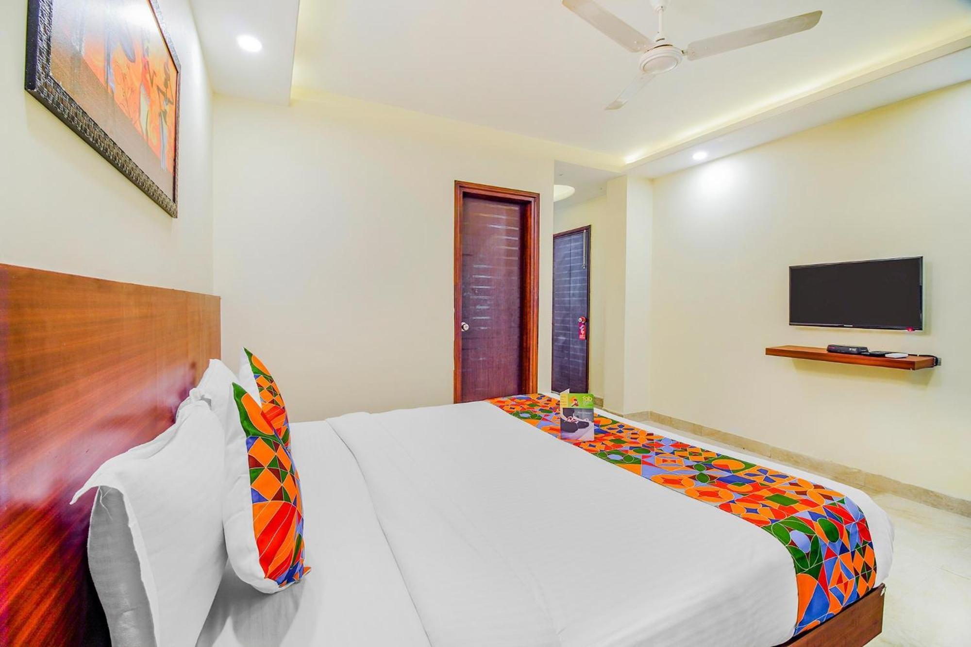 Fabhotel Vr 3* Gurgaon