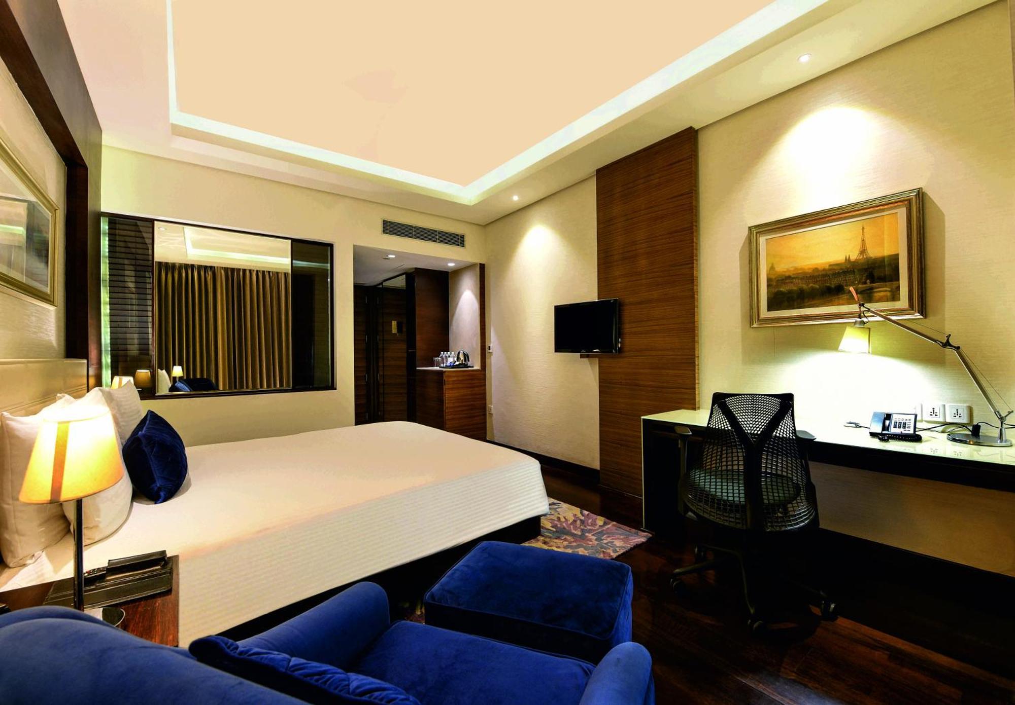 Hotel Doubletree By Hilton Gurugram Baani Square