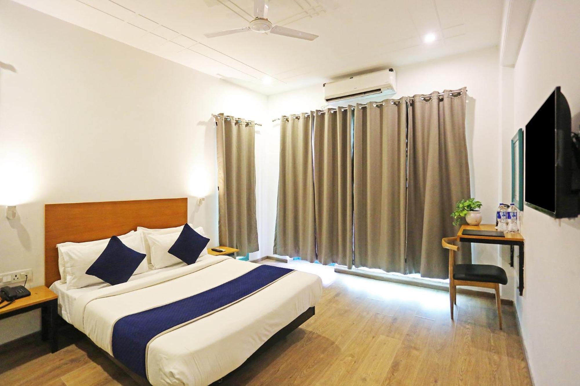 Fabhotel The Runner Gurgaon