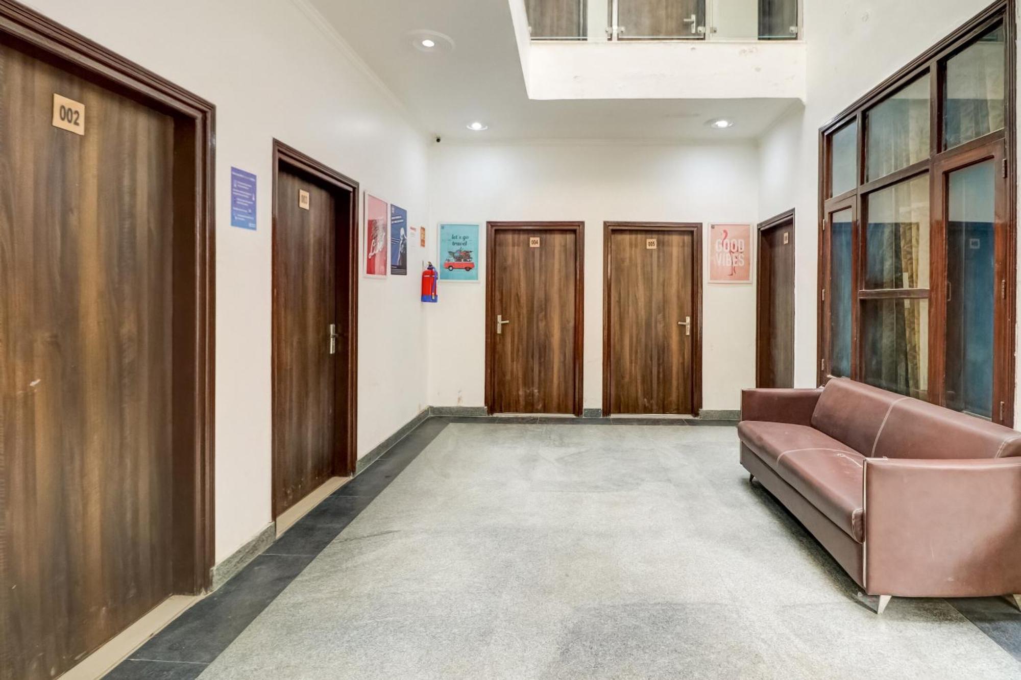 Hotel O Paradise Residency 3*
