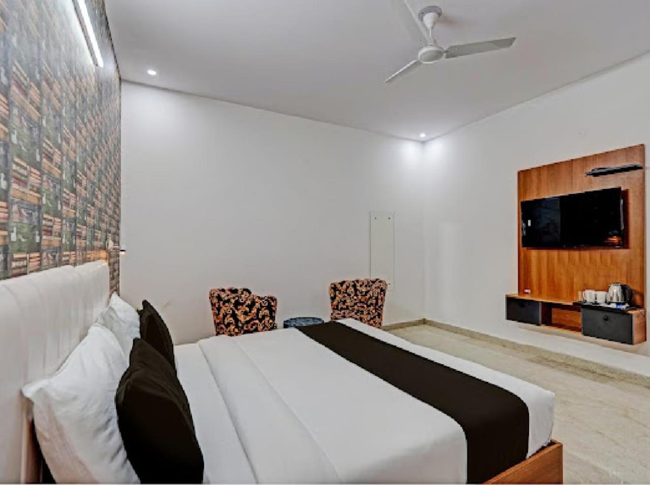 Akshay Medanta Hospitility 3* Gurgaon