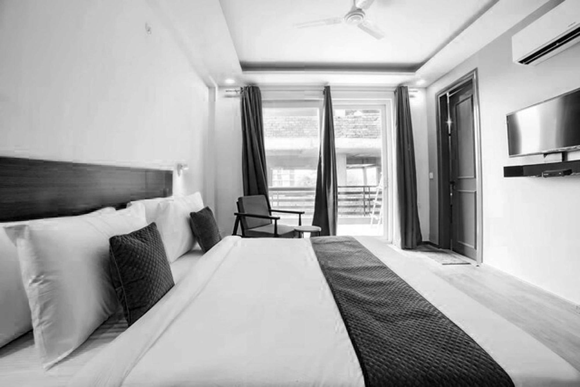 Super Townhouse Sector 46 Near Appu Ghar Hotel Gurgaon