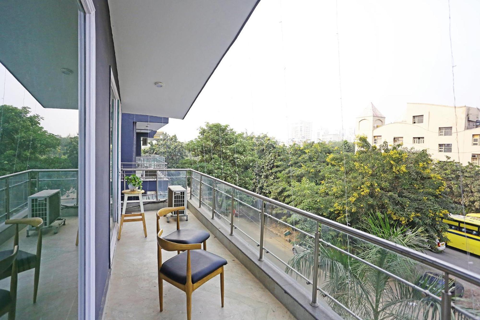 Hotel Fabhotel The Runner Gurgaon