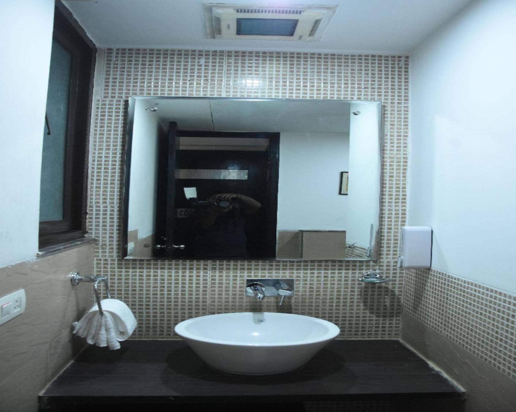 Hotel Fabhotel Posh Classic 3*