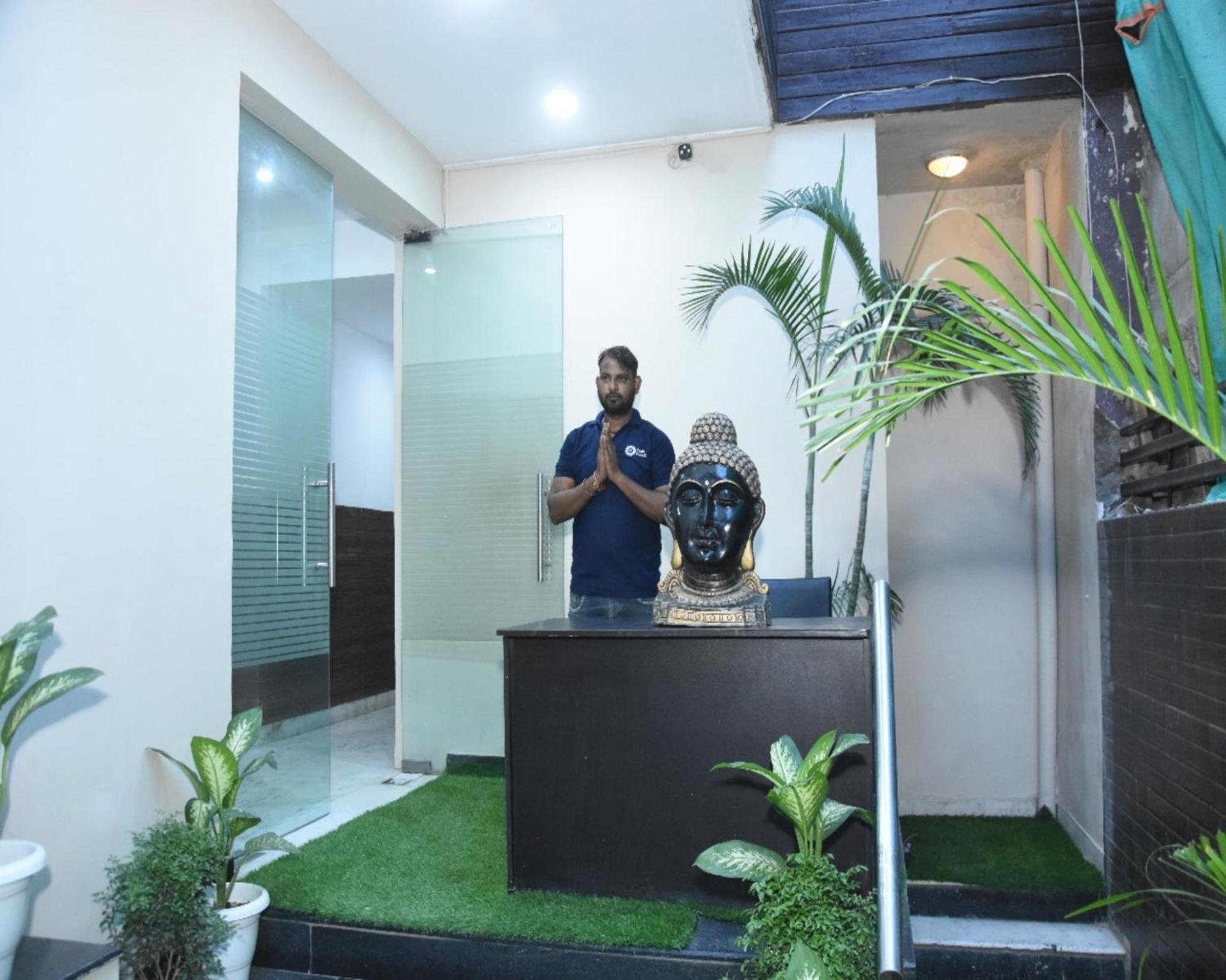 Fabhotel Posh Classic Hotel
