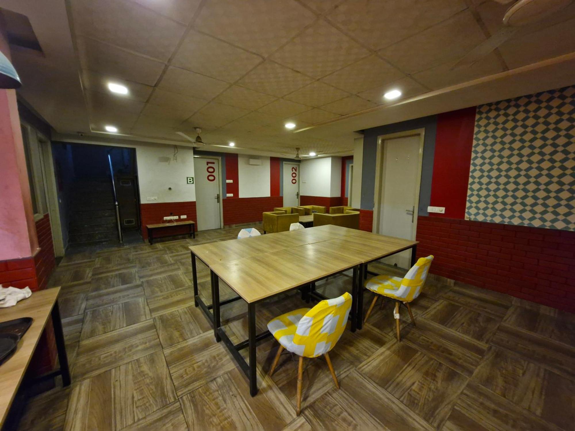 Hotel Wedlock 39 Gurgaon