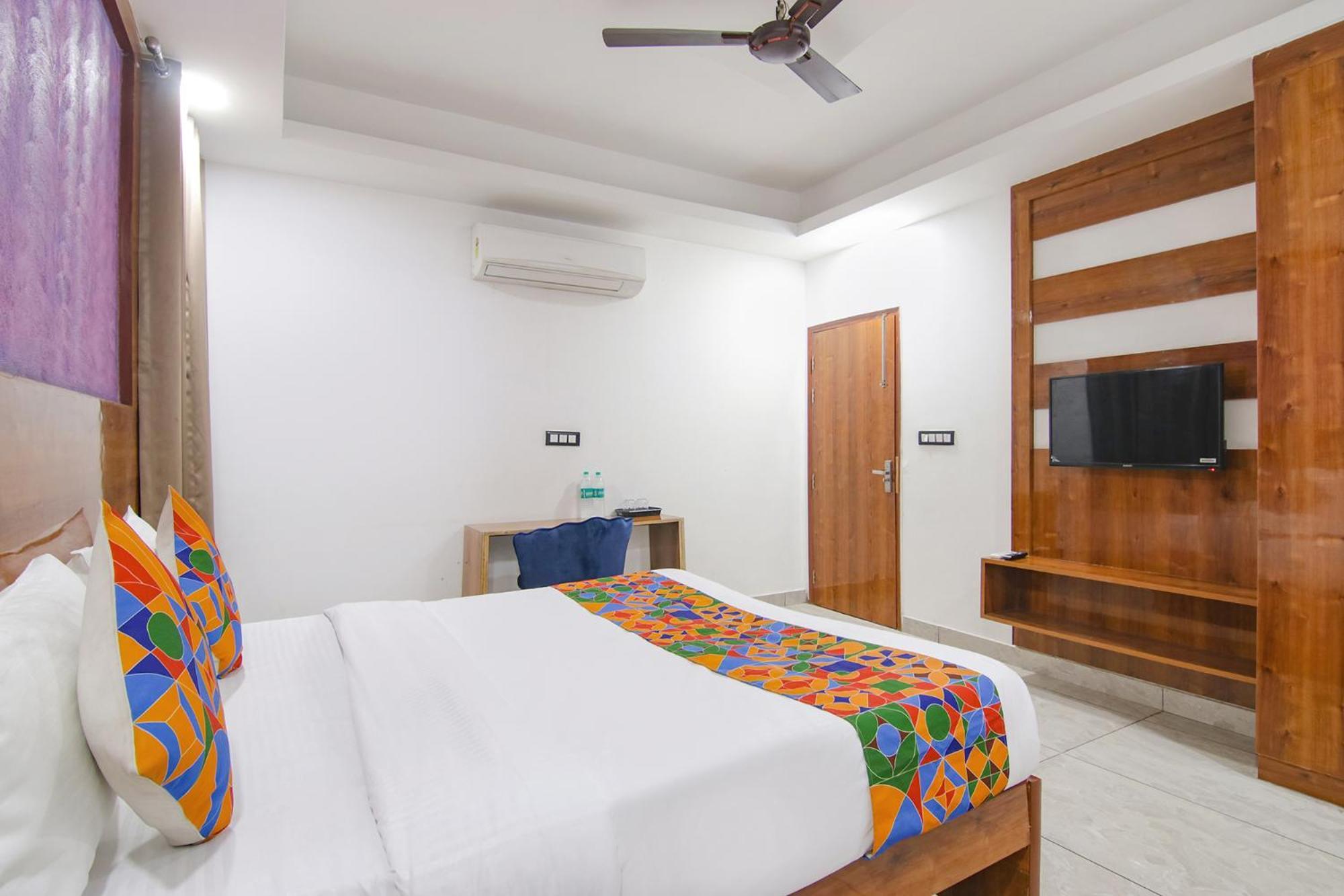 Fabhotel Garden View Hotel Gurgaon