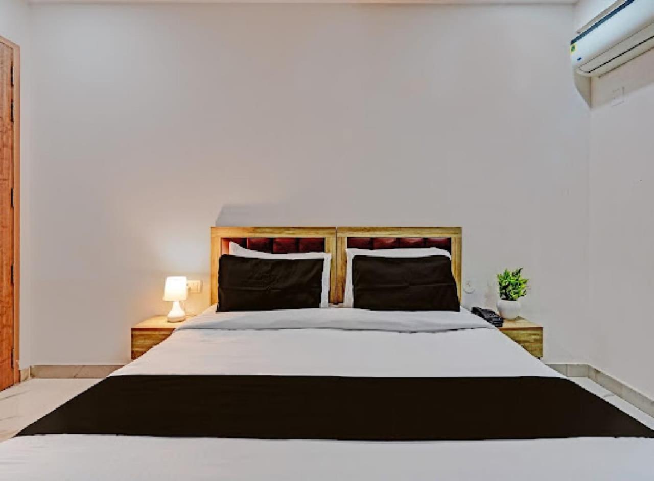 Akshay Dream Hotel *