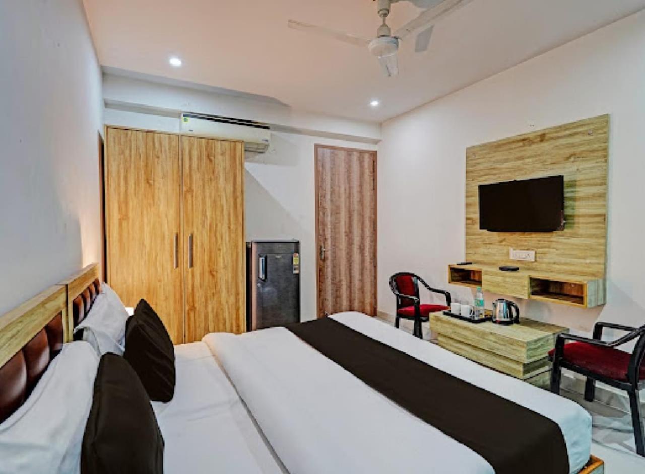 Akshay Dream Hotel Gurgaon