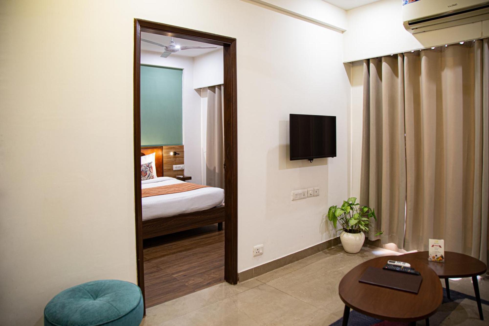 Hotel Residences By Limon 3*