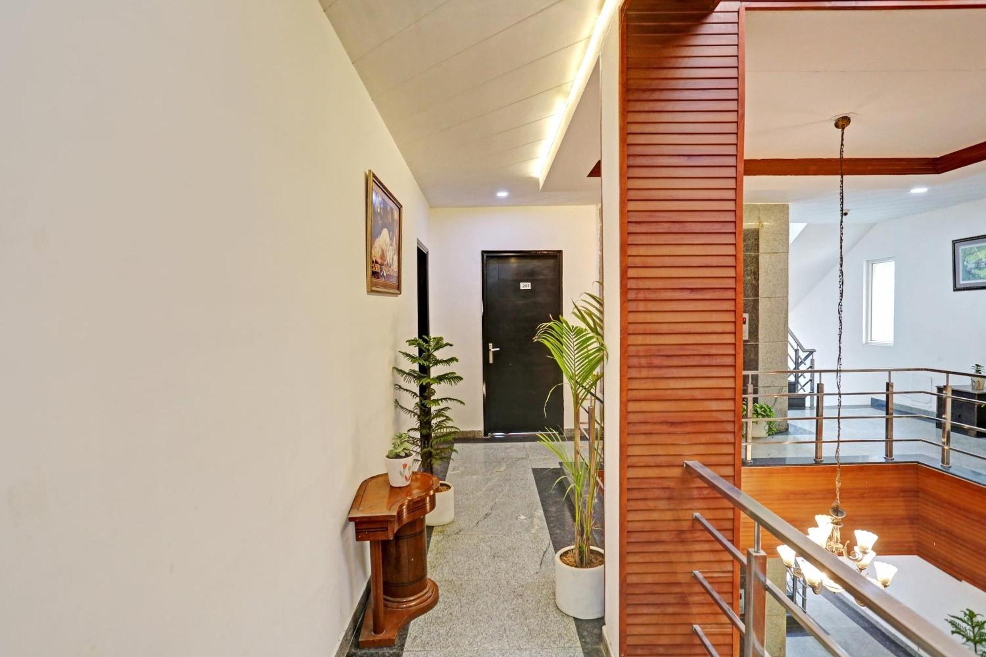 Hotel Collection O Staykr 3*
