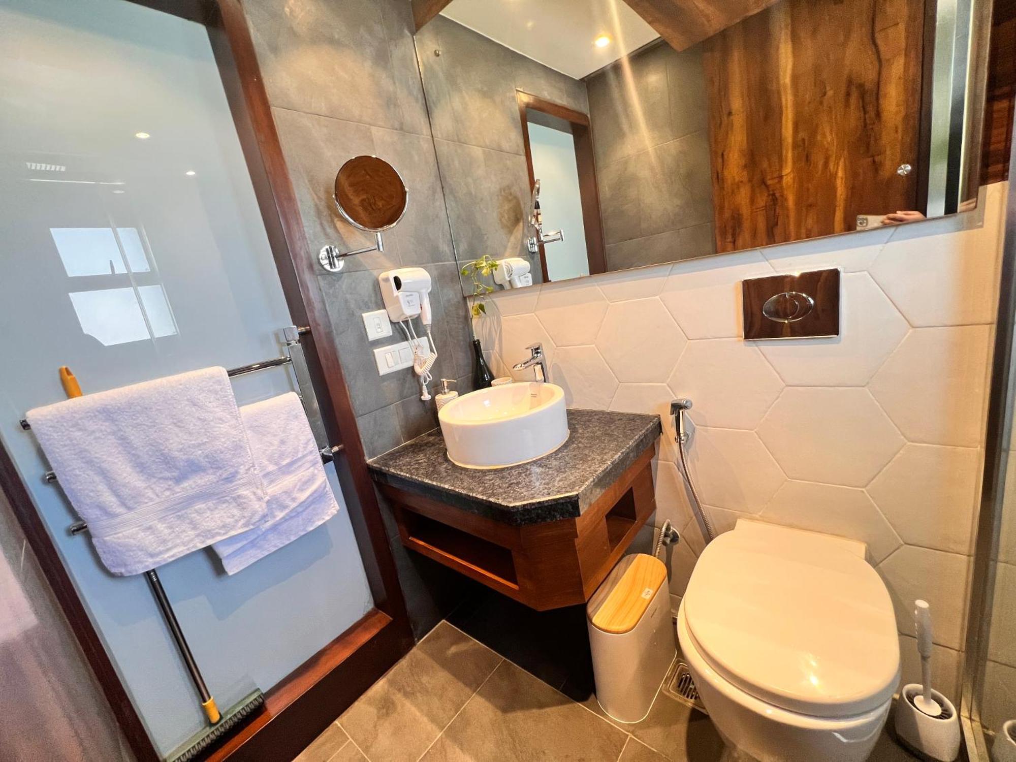 Executive Deluxe With Panoramic View In Heart Of