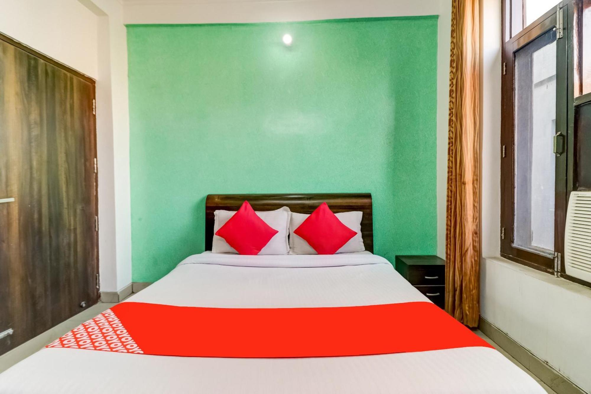Hotel O Paradise Residency