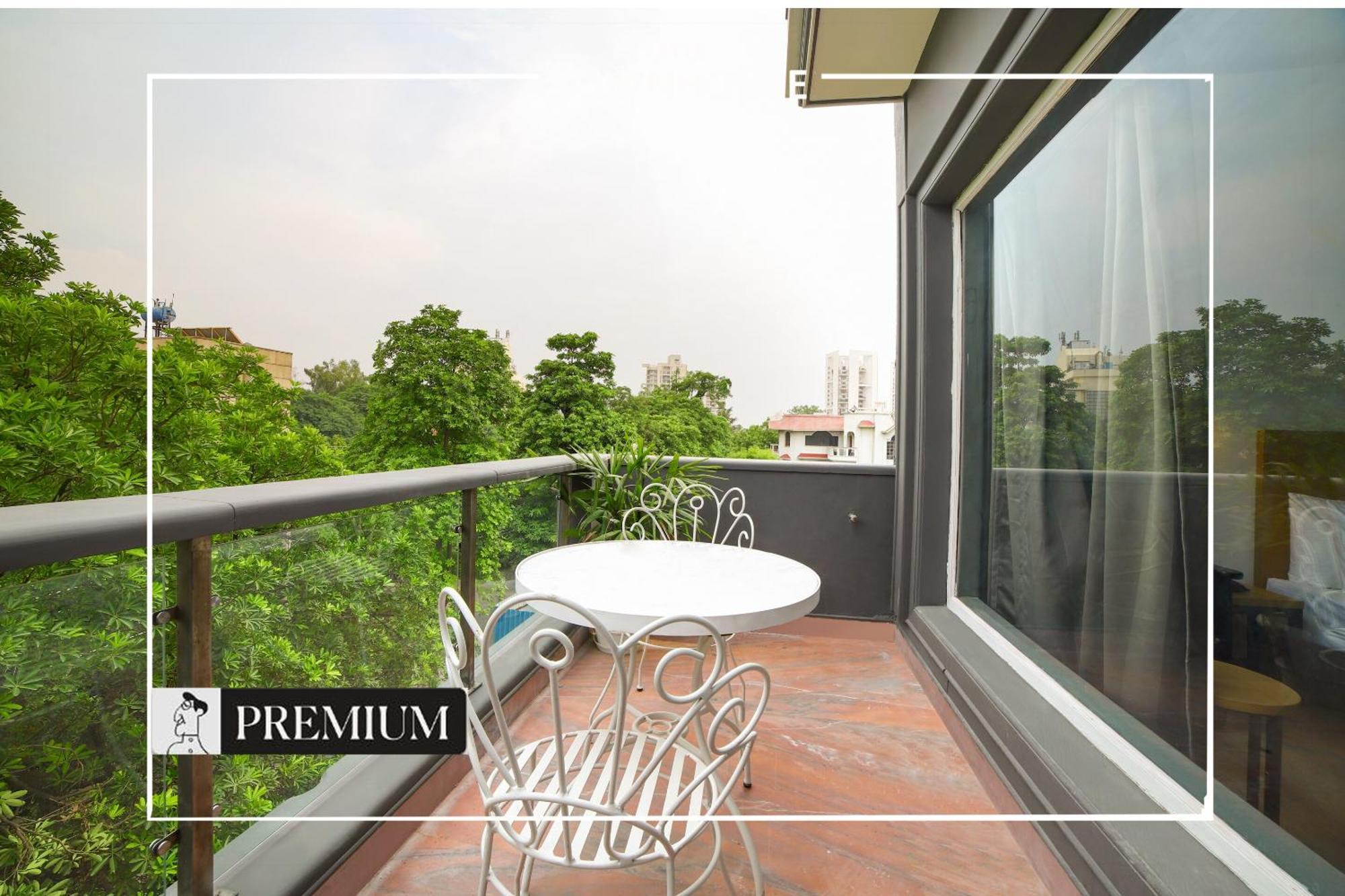 Oyo Townhouse 120 Shushant Lok