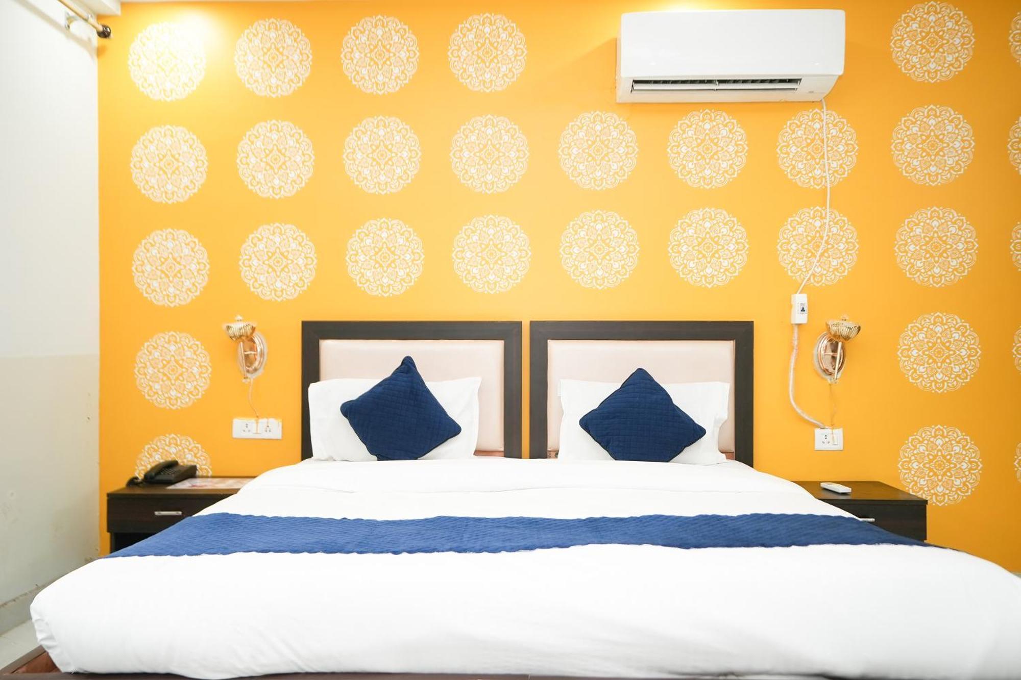 Hotel Tanvi Premium Residency Near Artemis Hospital, Gurugram Gurgaon
