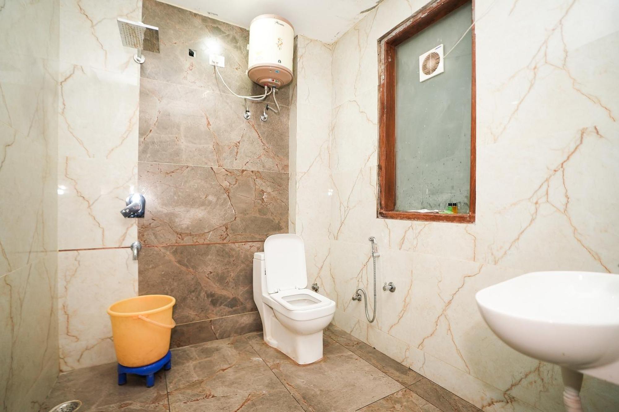 Tanvi Premium Residency Near Artemis Hospital, Gurugram Hotel Gurgaon