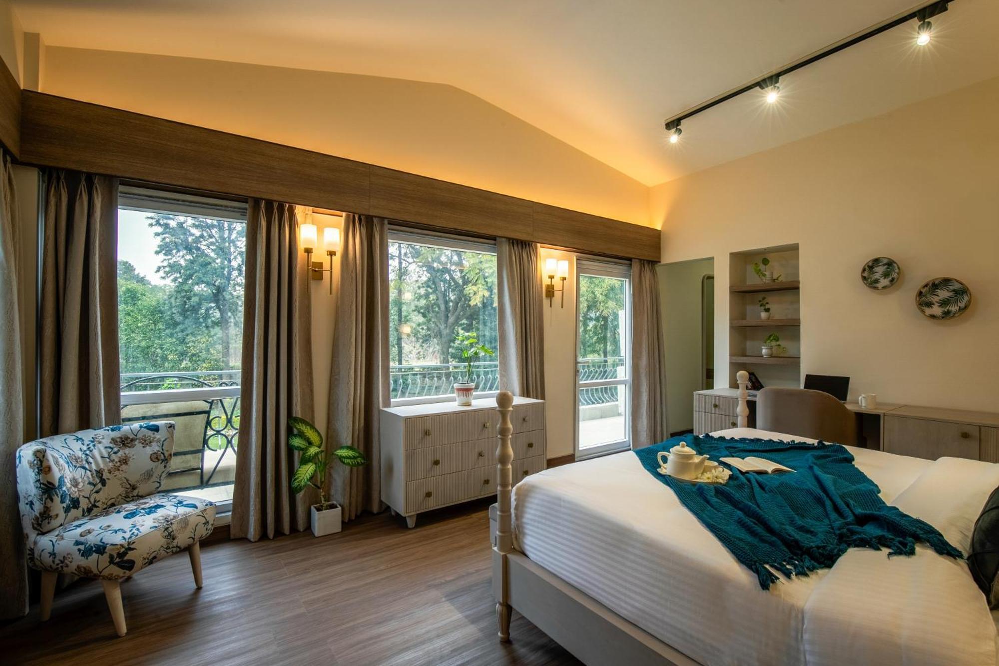 Elivaas 6 Bhk With Pvt Pool & Garden - Esh Villa Gurgaon