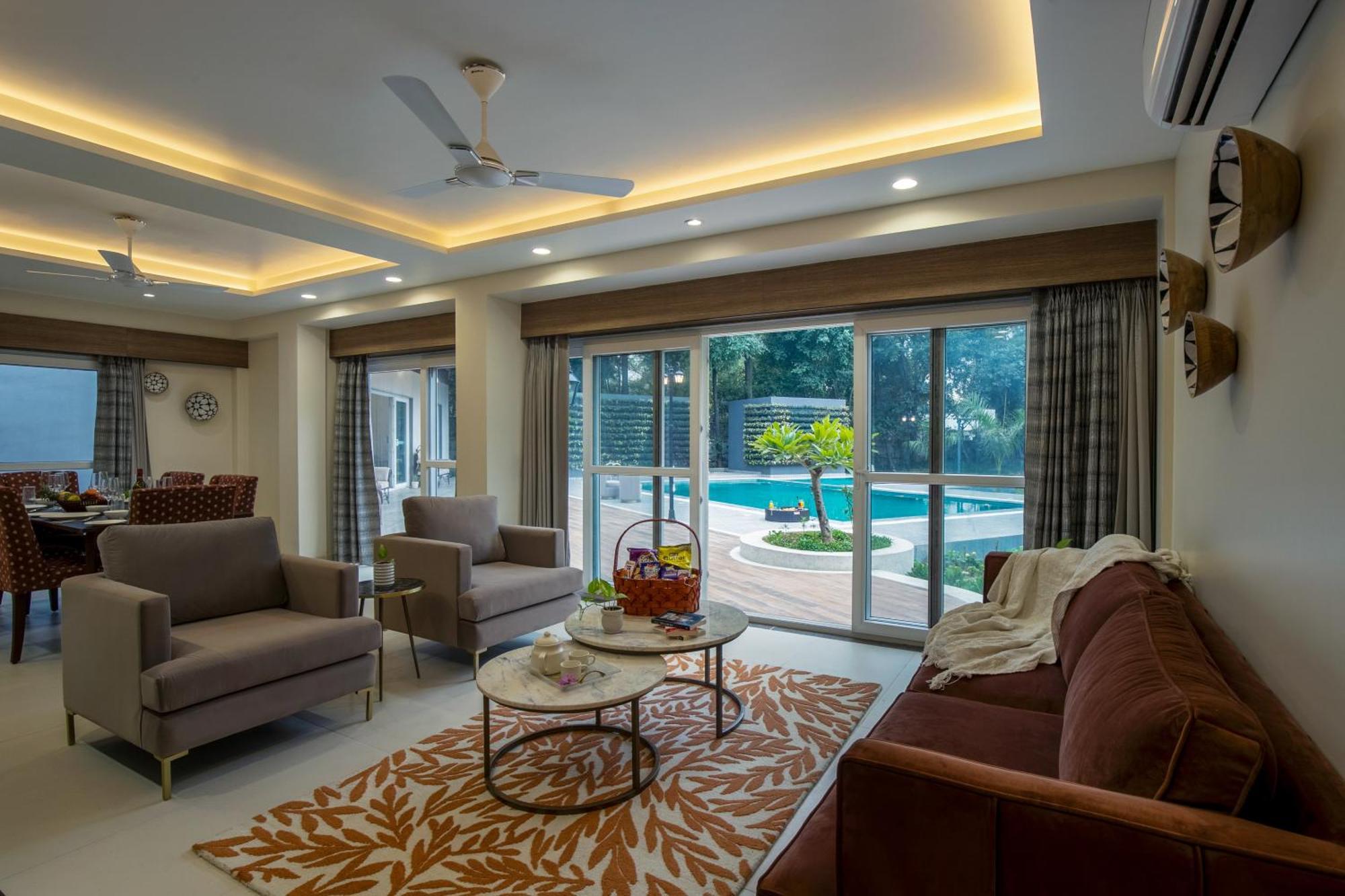 Villa Elivaas 6 Bhk With Pvt Pool & Garden - Esh *