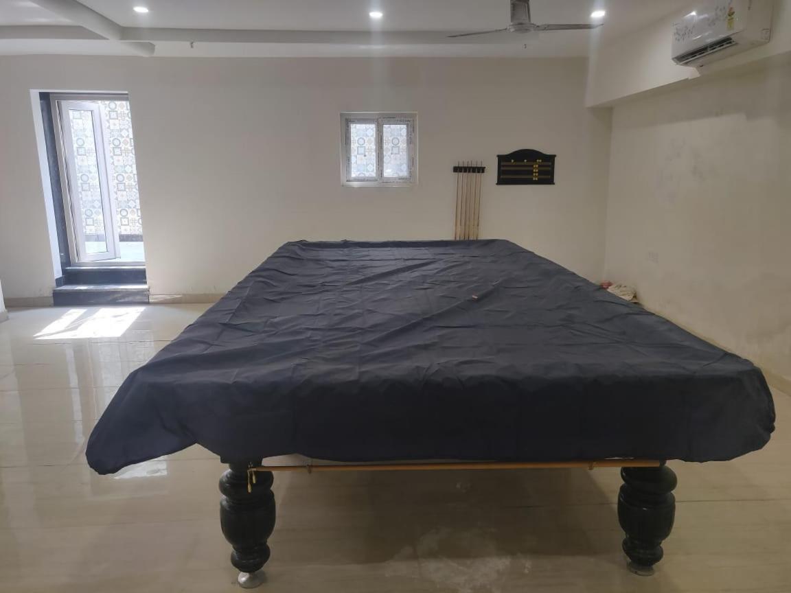 Apartment Flxho Quad - Luxury Dlf Cyber Gurgaon