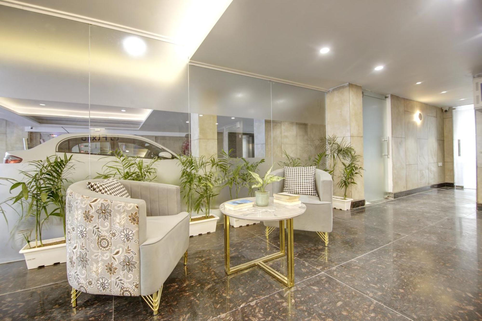 Flxho Quad - Luxury Dlf Cyber * Gurgaon