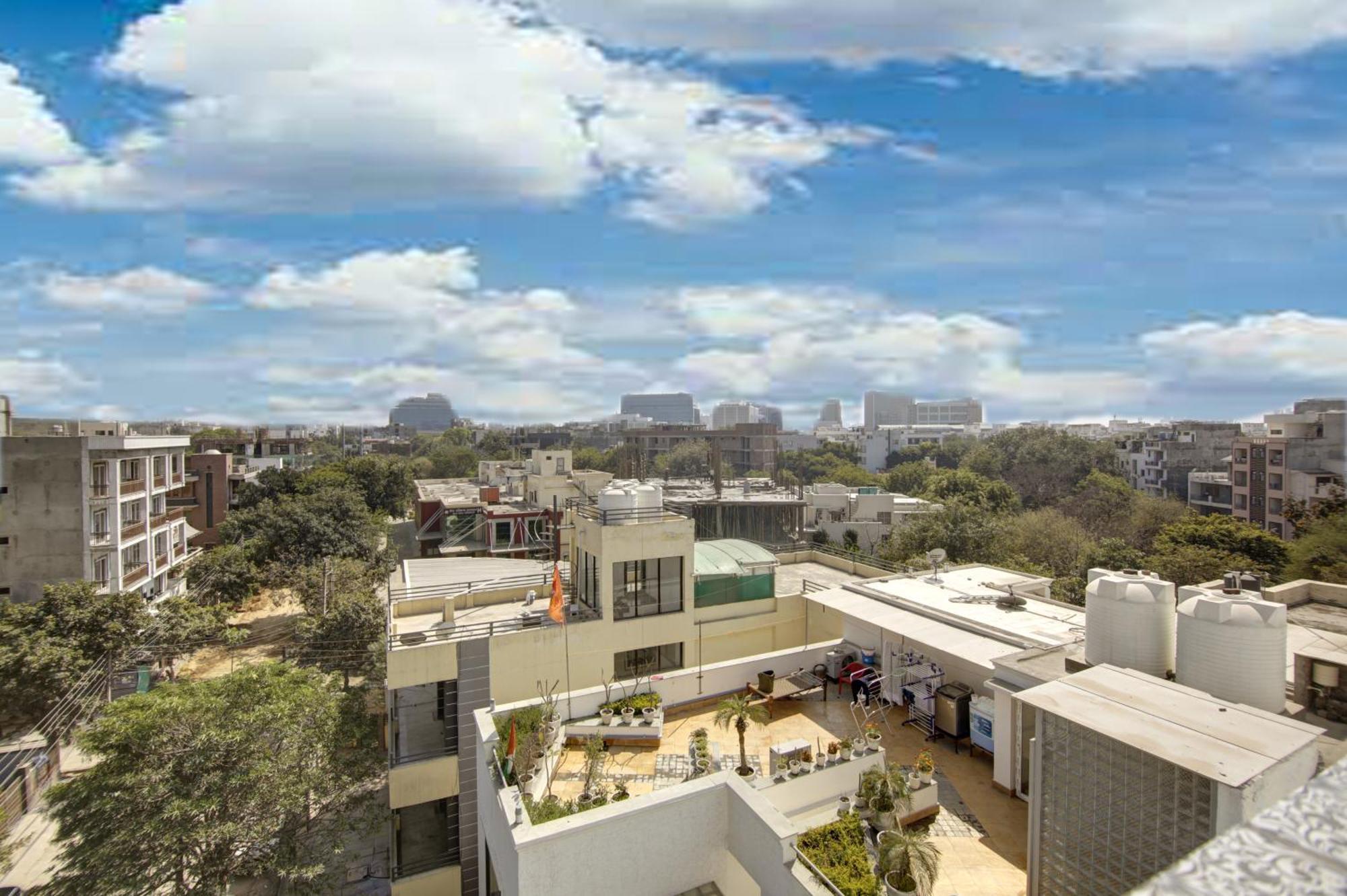 Apartment Flxho Quad - Luxury Dlf Cyber *