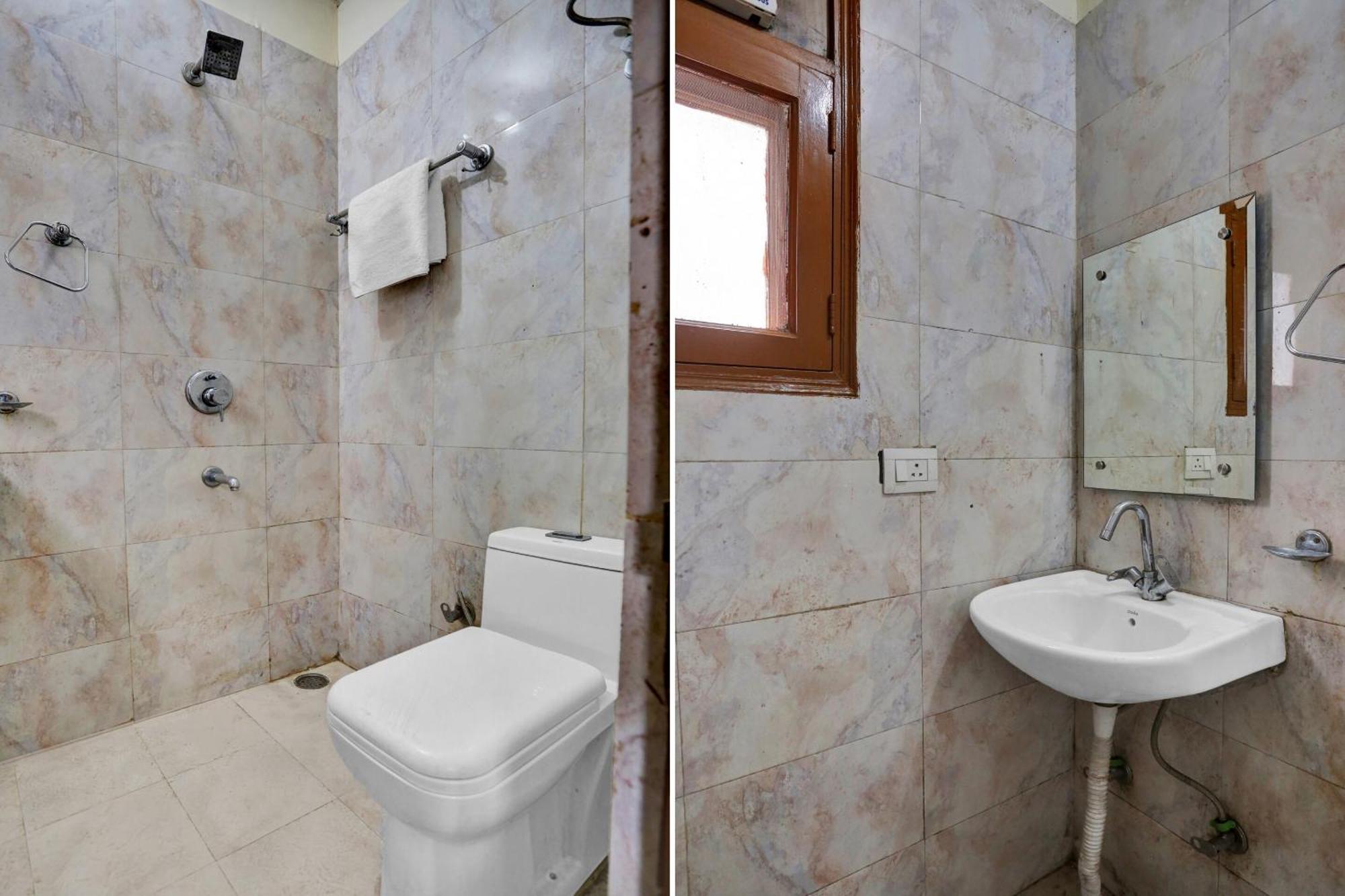 Hotel O Jmd Residency Gurgaon