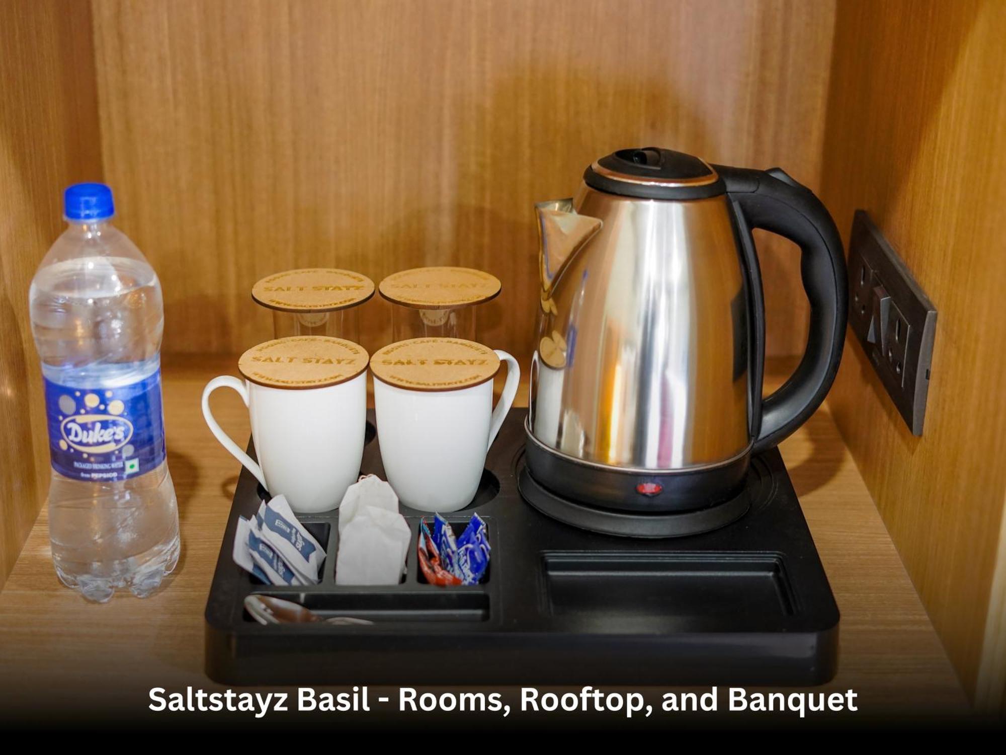 Hotel Saltstayz Basil - Near Golf Course Road & Extension Road 4*