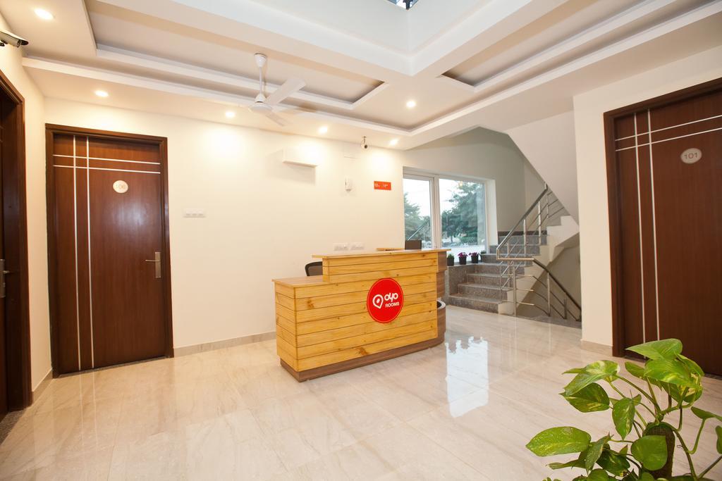 Oyo 338 New Paradise Hotel