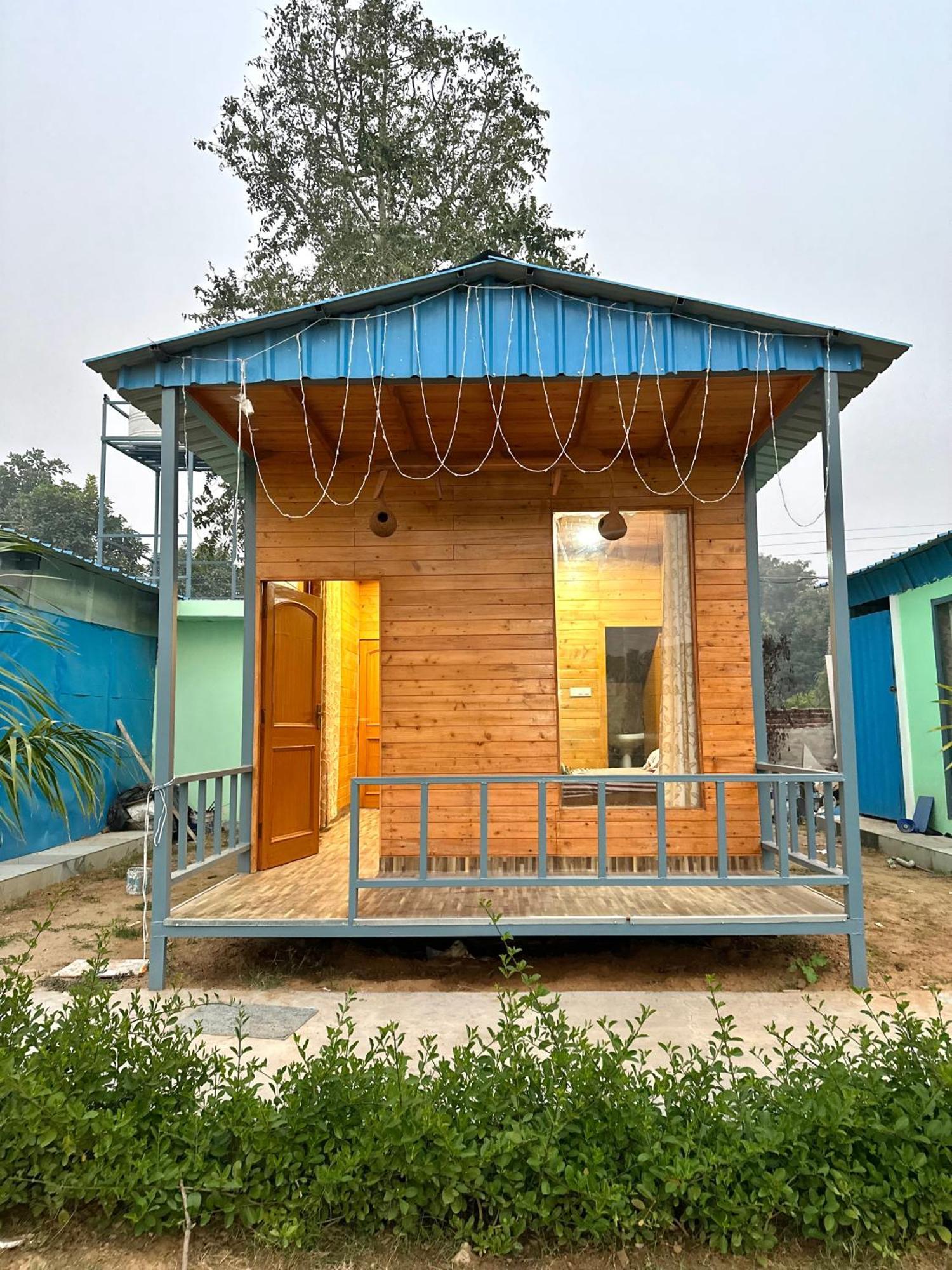 Farm With 5 Huts, Heated Pool And Bonfire Gurgaon