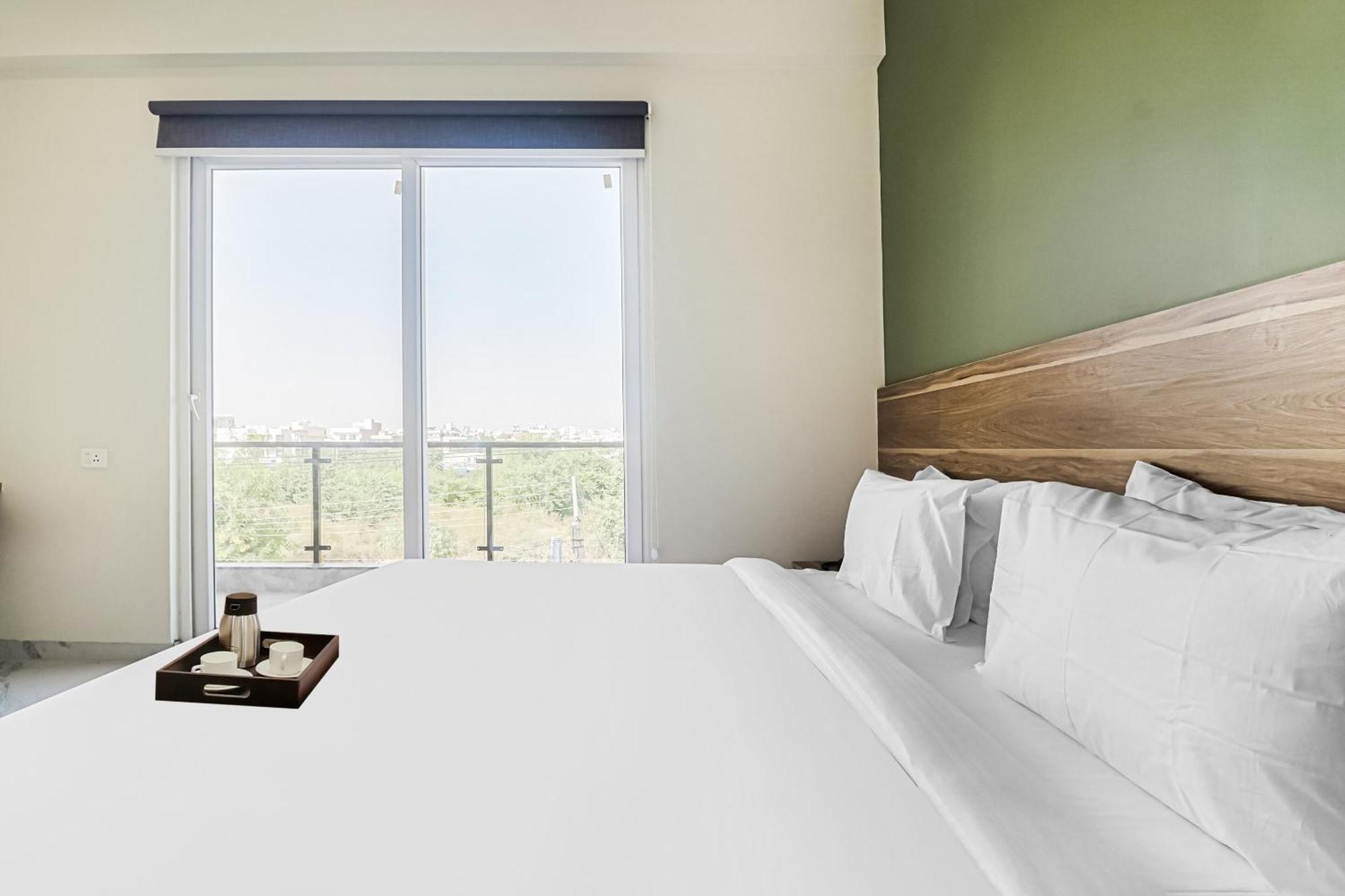 Townhouse Infinity Near Appu Ghar 3*