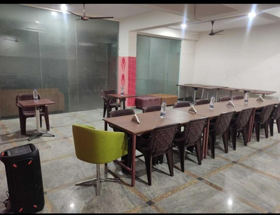 Hotel Collection O Royal Spark Gurgaon