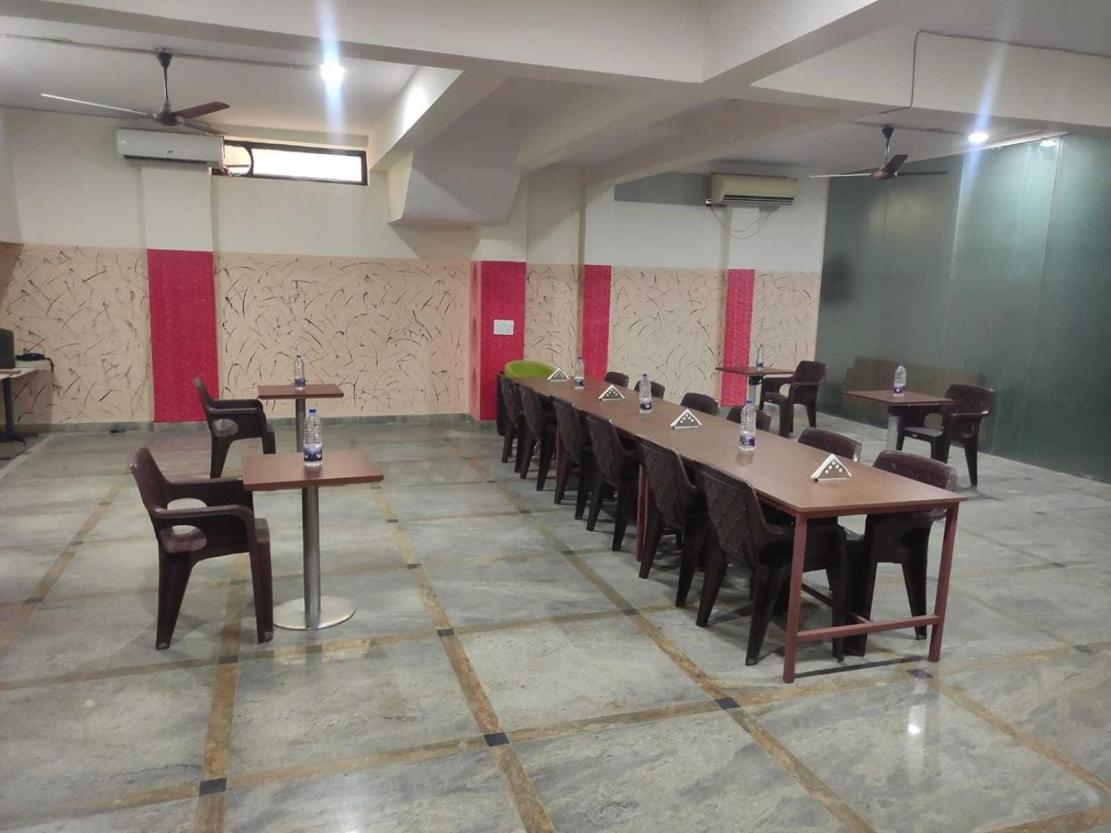Hotel Collection O Royal Spark Gurgaon
