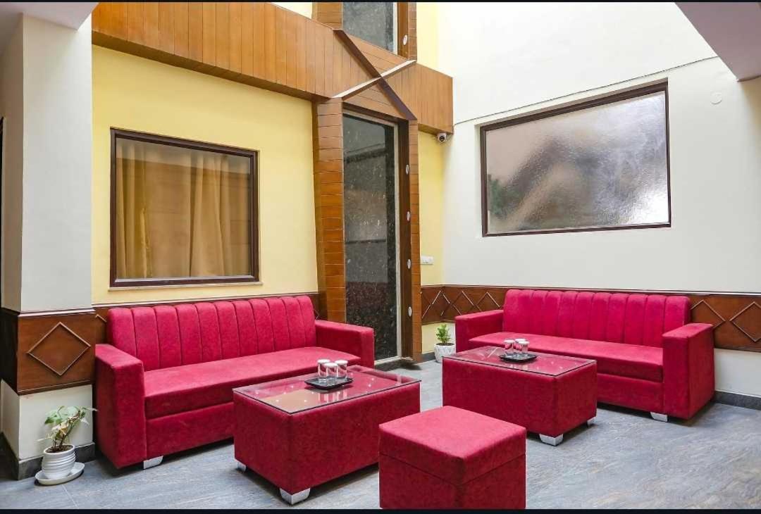 Hotel Collection O Royal Spark 3*