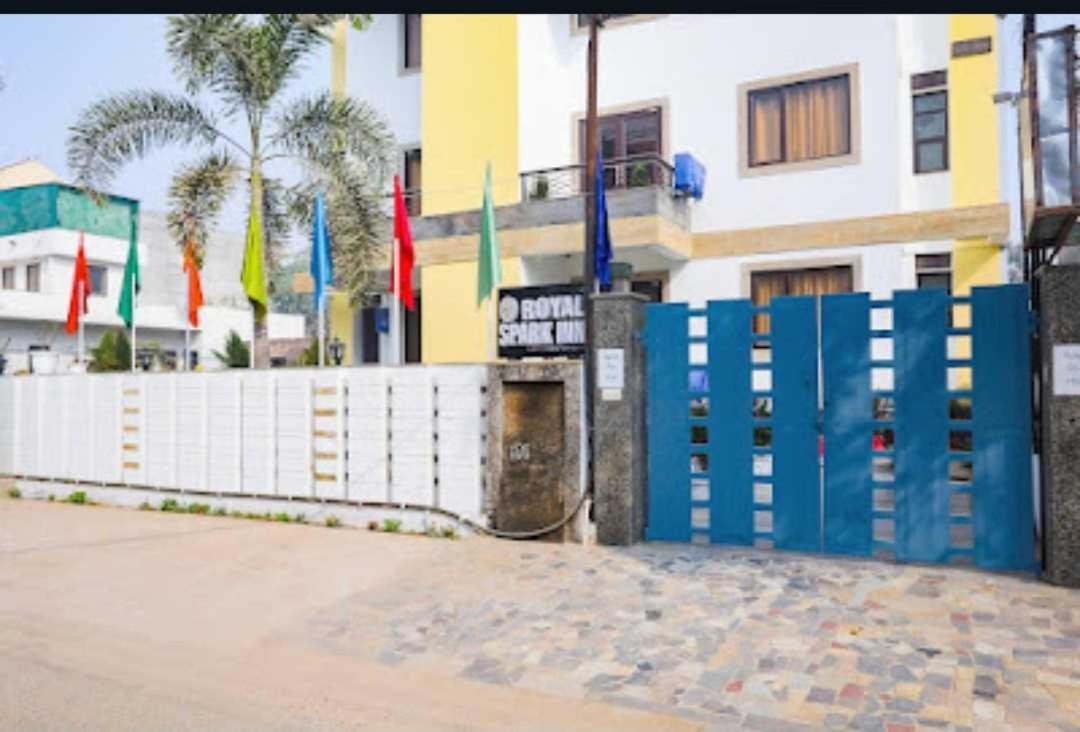 Collection O Royal Spark 3* Gurgaon