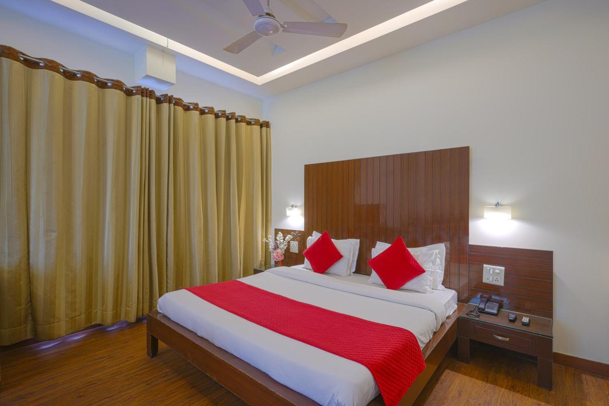 Hotel Haris Mg Road Gurugram