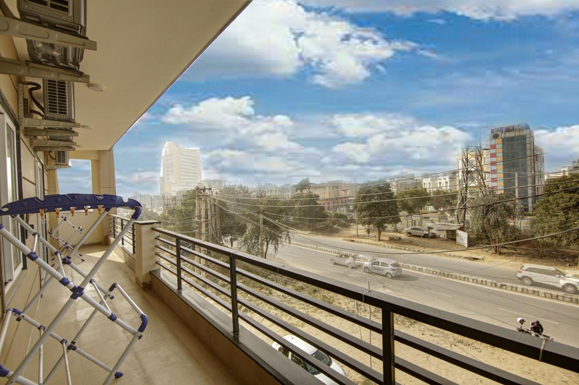 Apartment Limewood Stay-gold 1 Bhk Artemis Hospital *