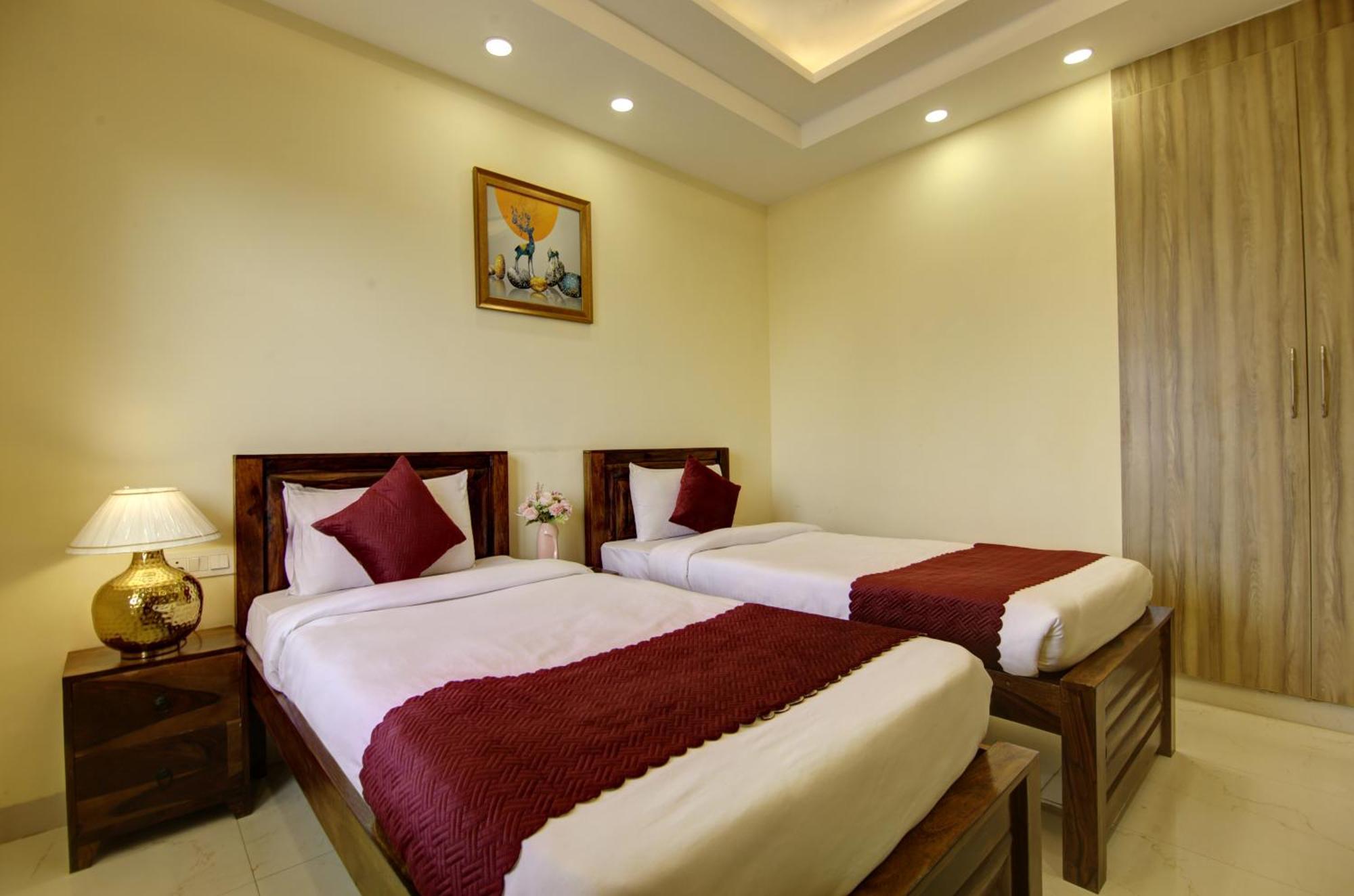 Limewood Stay-gold 1 Bhk Artemis Hospital * Gurgaon