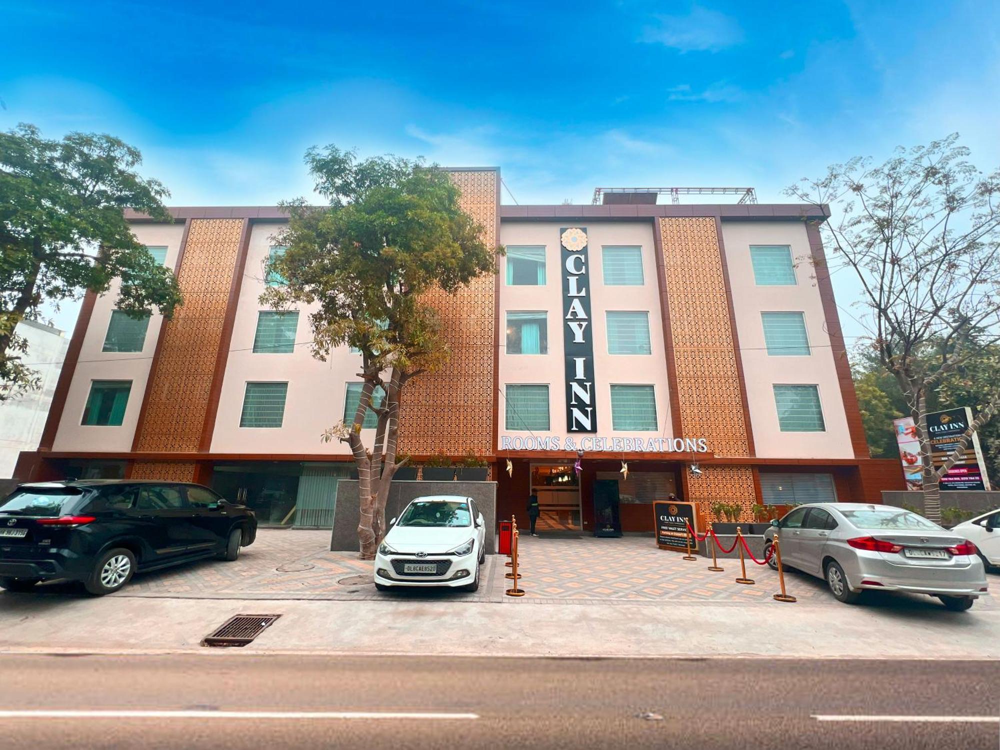 Hotel Clay Hotel, Sohna Road, Sector 49, Gurugram *