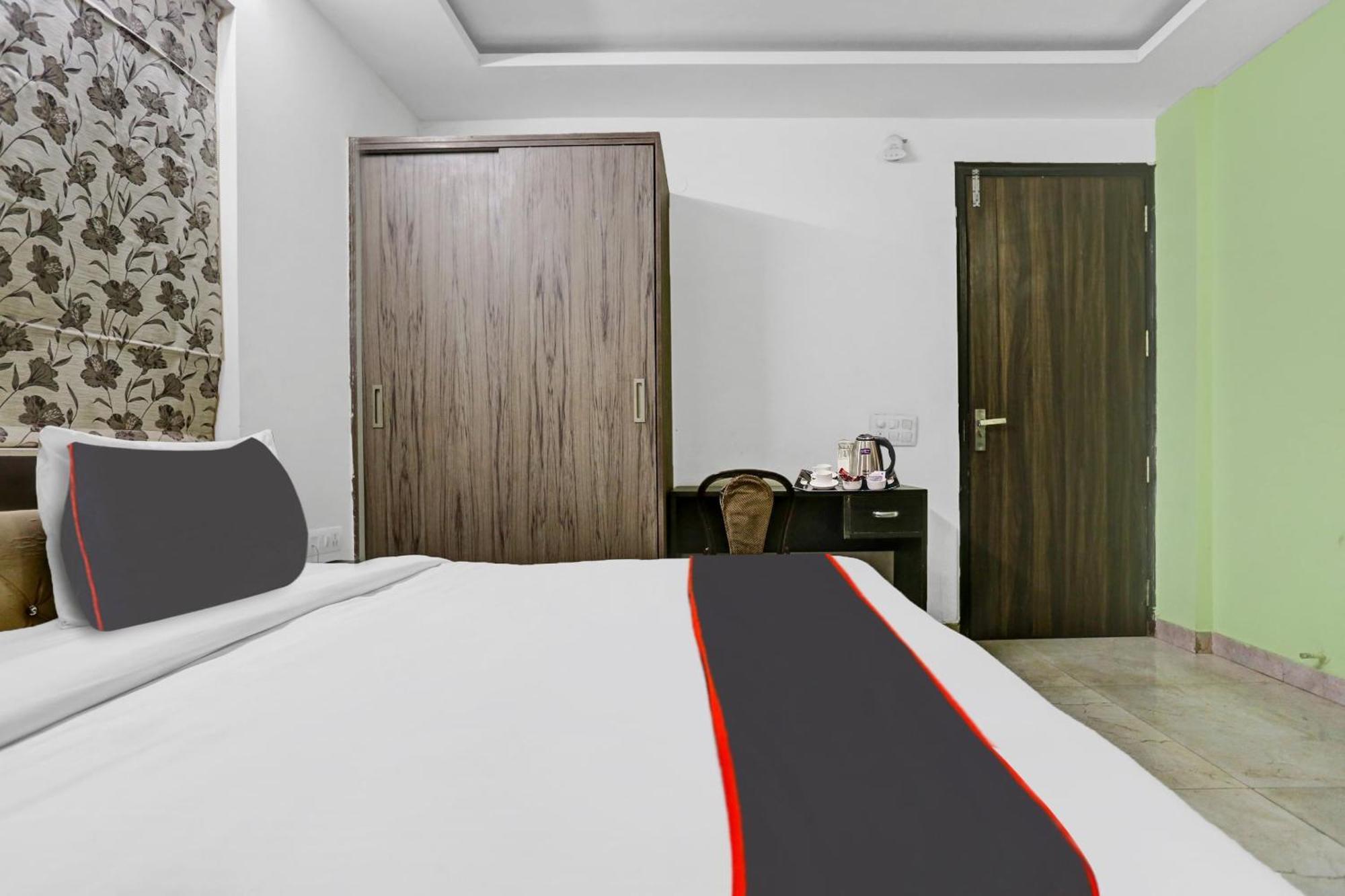 Collection O Birdhouse Residency Near Aravali Biodiversity Park Hotel 3*