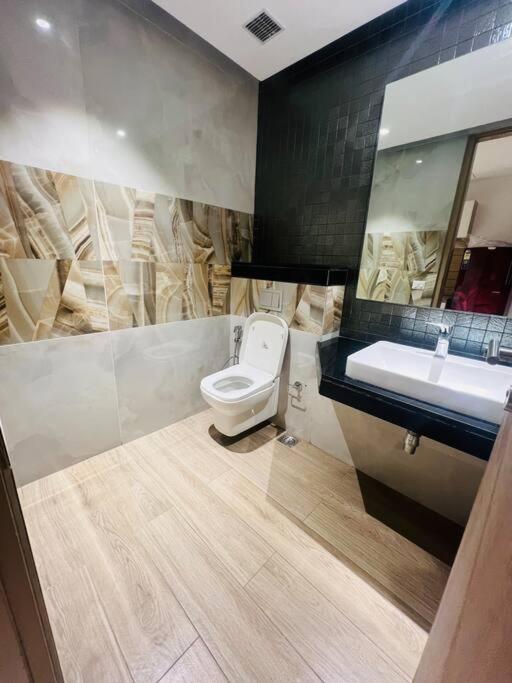 Luxury Key 6 Gurgaon