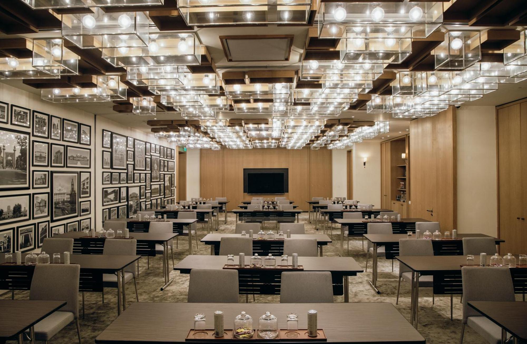 Grand Hyatt Hotel