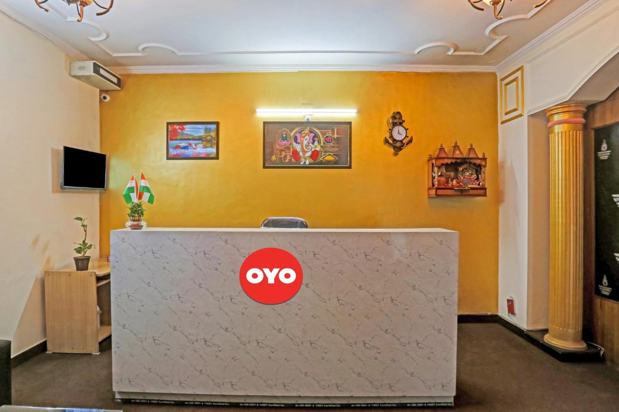Hotel O Royal Retreat