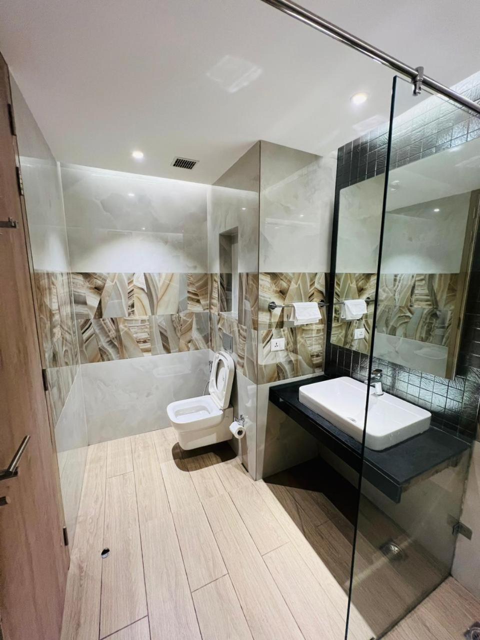 Luxury Key 3 Gurgaon