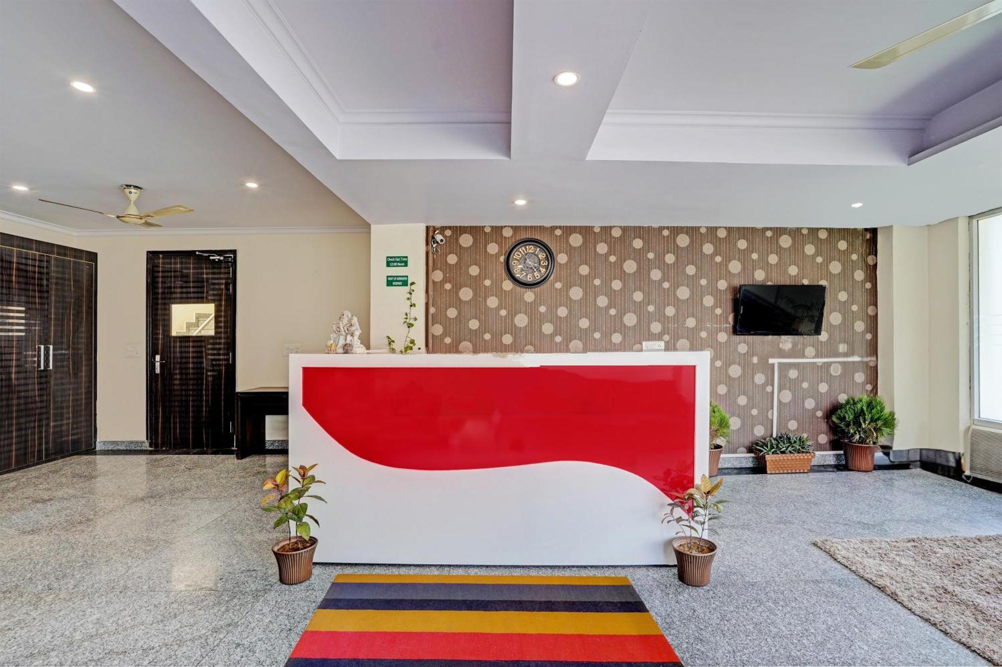 Hotel Homefort - Sector 45 Near Cyber Park & Artemis Hospital Gurgaon