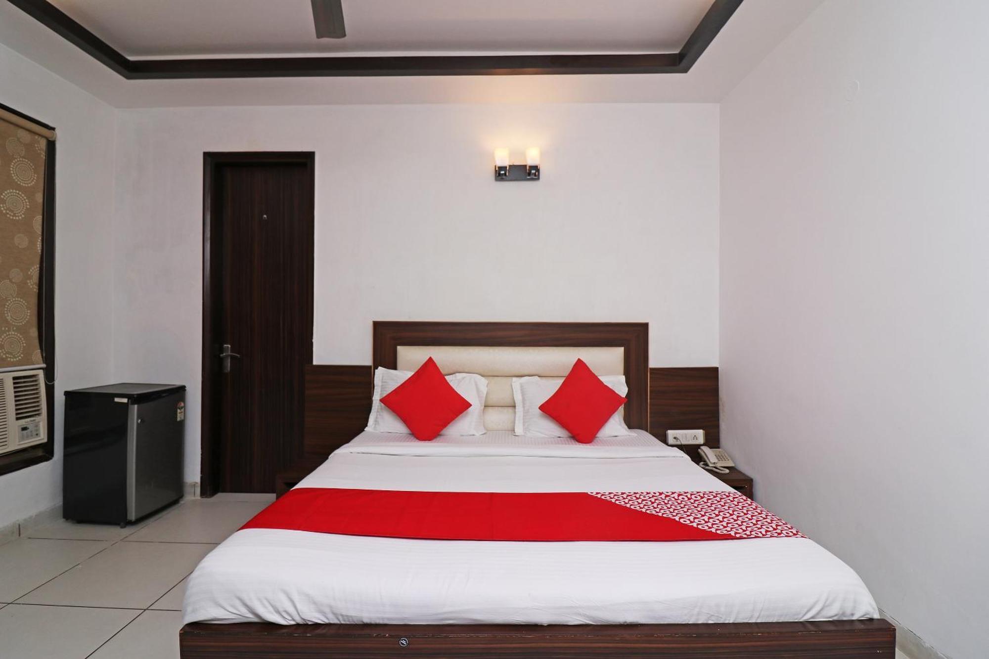 Wonderland Near Aravali Biodiversity Park 3* Gurgaon