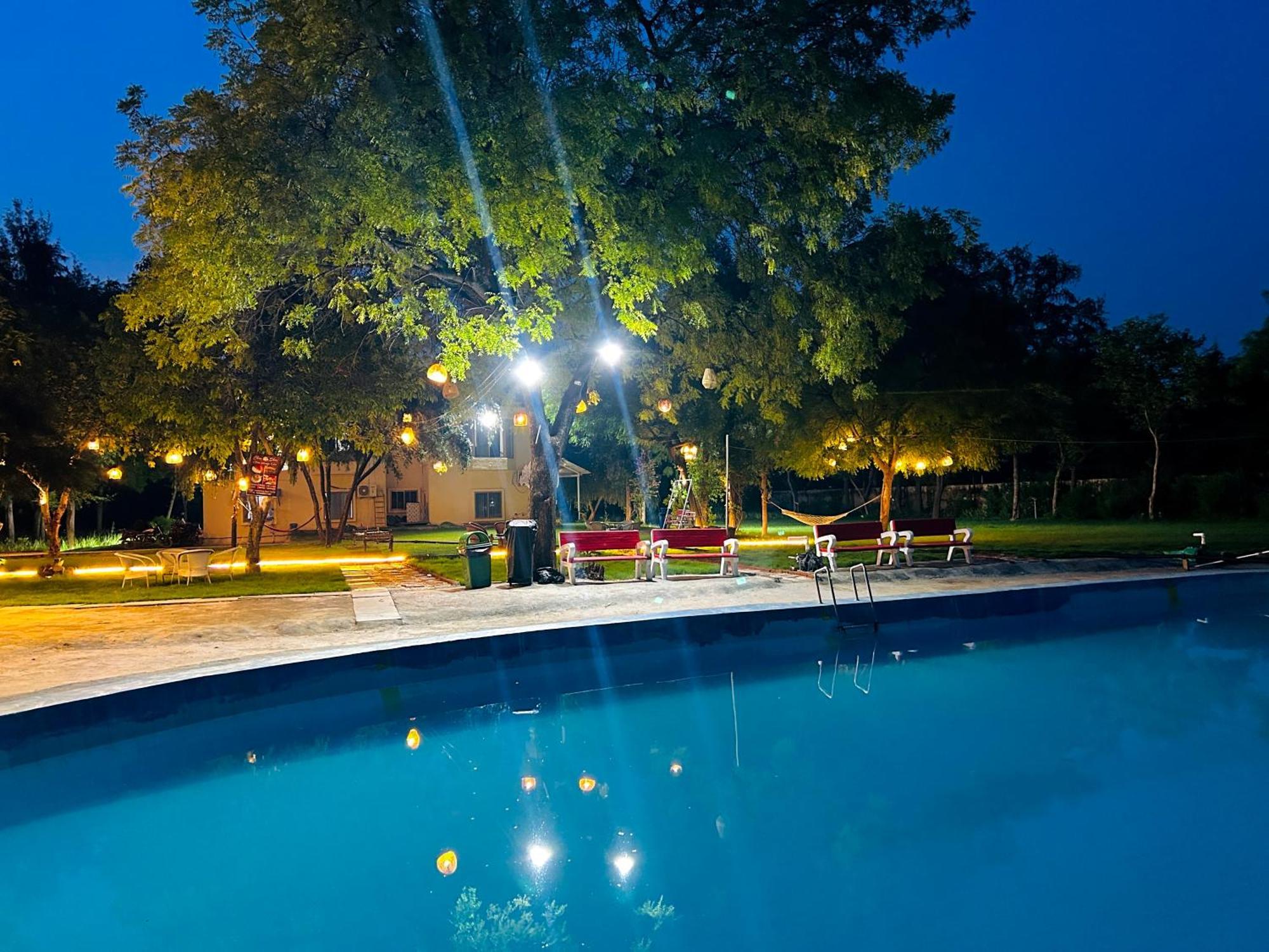 Farm stay Willow Woods Farmhouse *